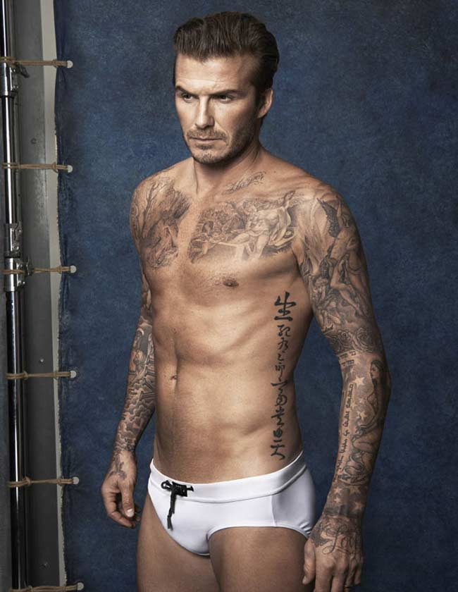 Beckham gây tranh cãi khi diện đồ lót, có hành động khiêu khích ở bể bơi - 4