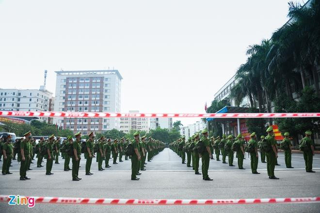 650 học viên cảnh sát xuất quân vào miền Nam chống dịch - 1
