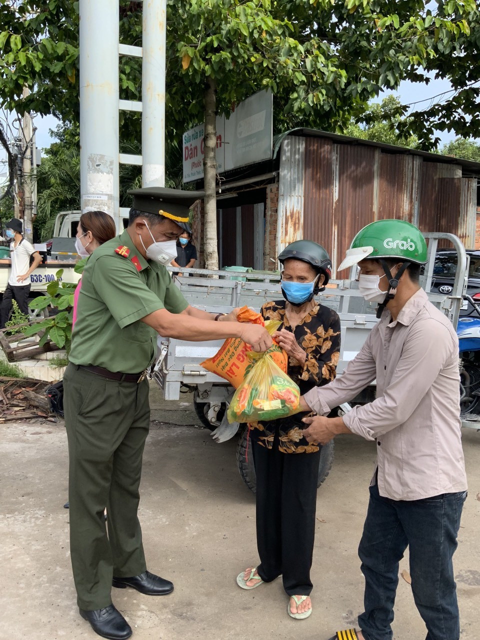 VKBIA hỗ trợ 30 tấn rau, củ quả, nhu yếu phẩm cho người dân Đồng Nai