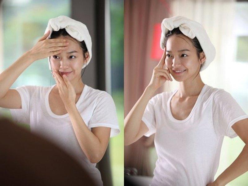 Bí quyết gìn giữ vẻ đẹp không tì vết của Shin Min Ah ở tuổi U40-1
