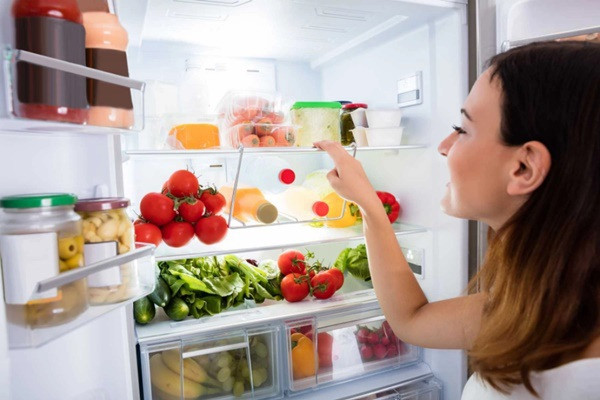 Nguy hại cho sức khỏe khi không lau dọn tủ lạnh thường xuyên - 1