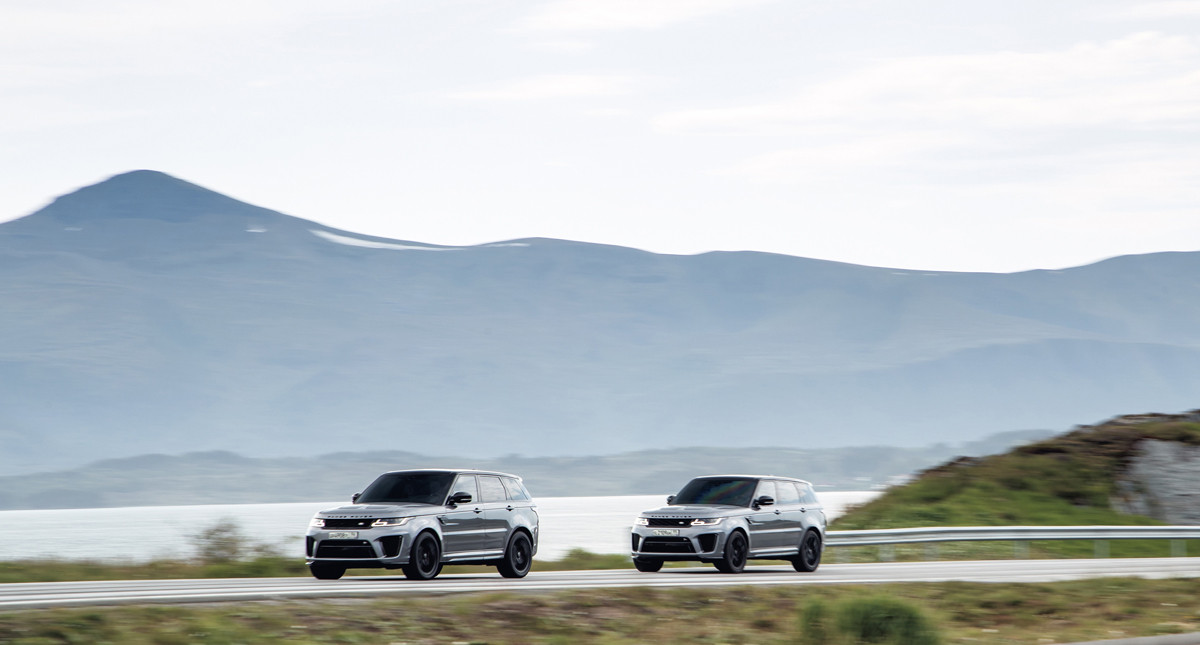 Range Rover Sport SVR trong phim điệp viên 007 mới - 