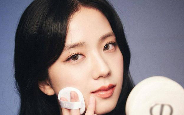 'Sao' làm đẹp: 10 phút makeup để xinh như “hoa hậu Kpop” Jisoo
