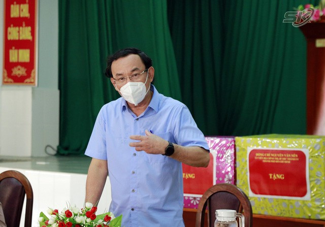 Bí thư Thành ủy TP Hồ Chí Minh: Các thầy thuốc là ân nhân của TP Hồ Chí Minh - Ảnh 1.