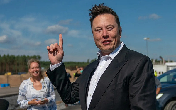 Elon Musk ca ngợi các nhà sản xuất ô tô Trung Quốc - Ảnh 1.