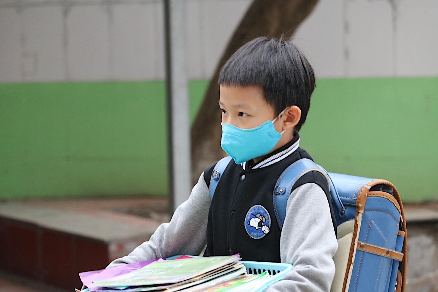 Nhiều địa phương cho học sinh trở lại trường - 1