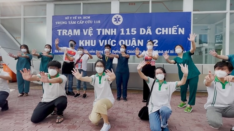 Phim tài liệu 'Ranh giới' xuất hiện trong MV 'Sẽ không ai bị bỏ lại phía sau' của Châu Đăng Khoa – Sofia cùng 35 sao Việt