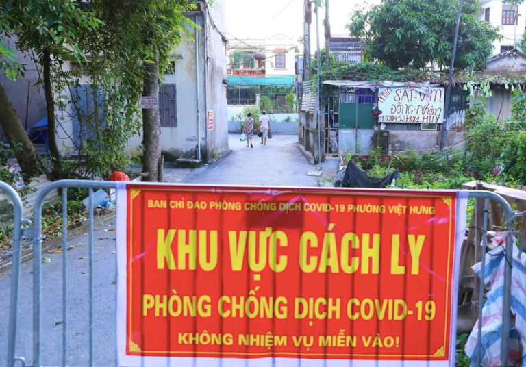 3 người trong gia đình ở Việt Hưng mắc COVID-19 liên quan ổ dịch chưa rõ nguồn lây, Hà Nội thêm 12 ca mới - Ảnh 1.