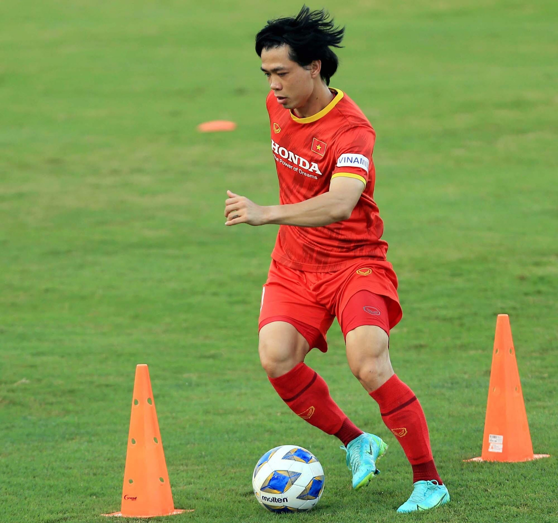 Bùi Tiến Dũng: 'Tuyển Việt Nam nằm bảng đấu khó ở AFF Cup 2020' - 3
