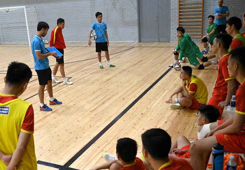 Tuyển futsal Việt Nam thiệt quân trước trận gặp Nga - 3