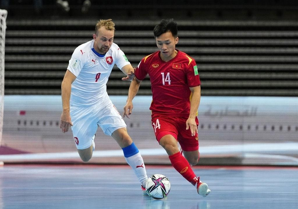 Sao trẻ tuyển Việt Nam tỏa sáng ở World Cup futsal khiến FIFA kinh ngạc - 1