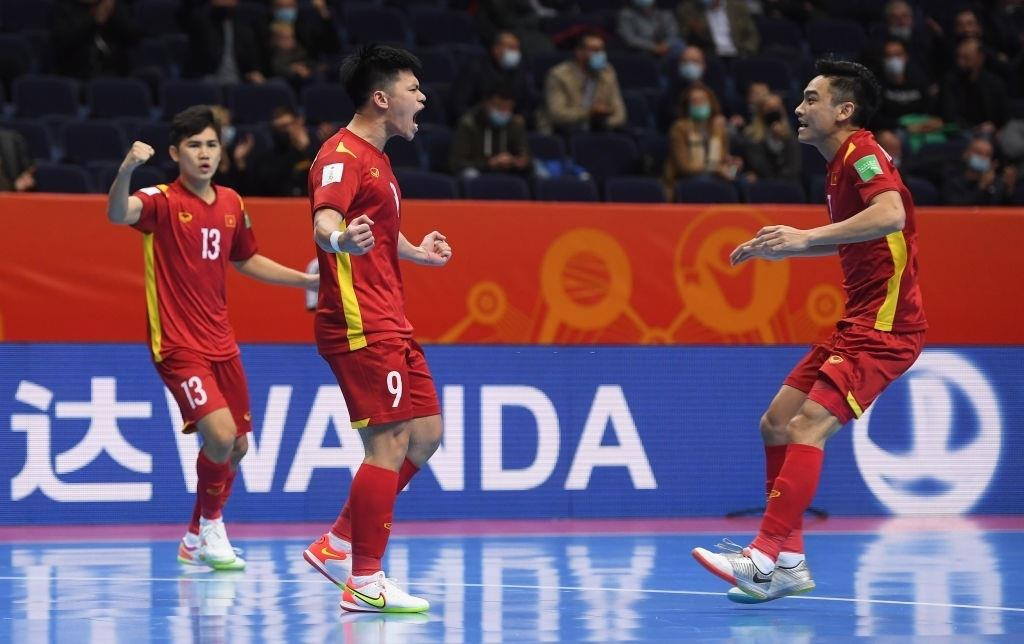 Phút kiên cường của tuyển futsal Việt Nam trước Á quân World Cup  - 3