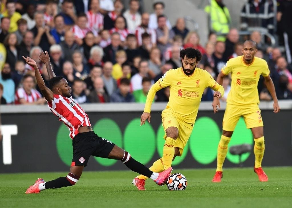 Kết quả Ngoại Hạng Anh: Chật vật hòa Brentford, Liverpool độc chiếm ngôi đầu - 1