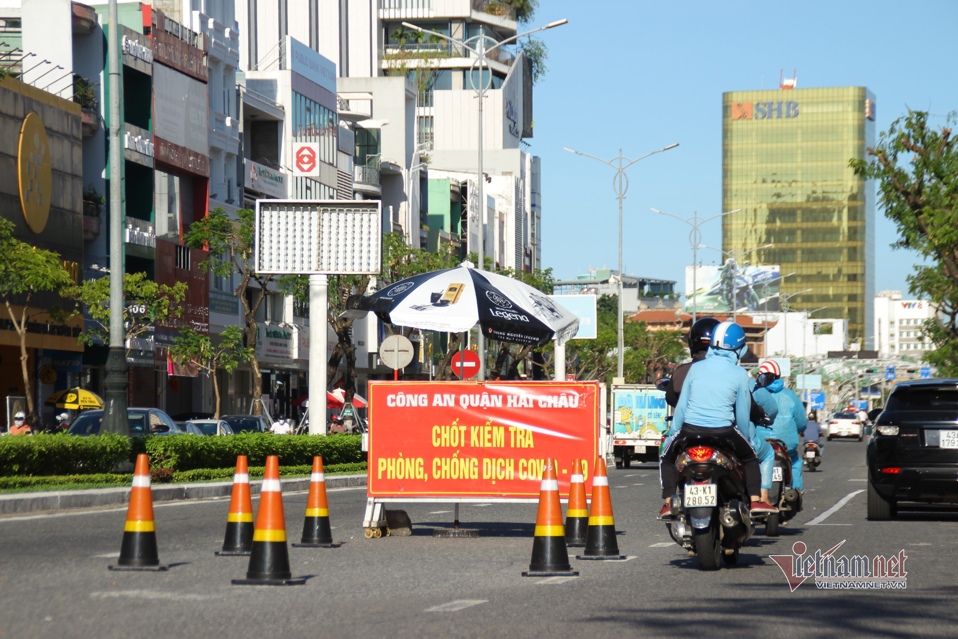Hàng loạt chốt chặn được tháo bỏ ở Đà Nẵng