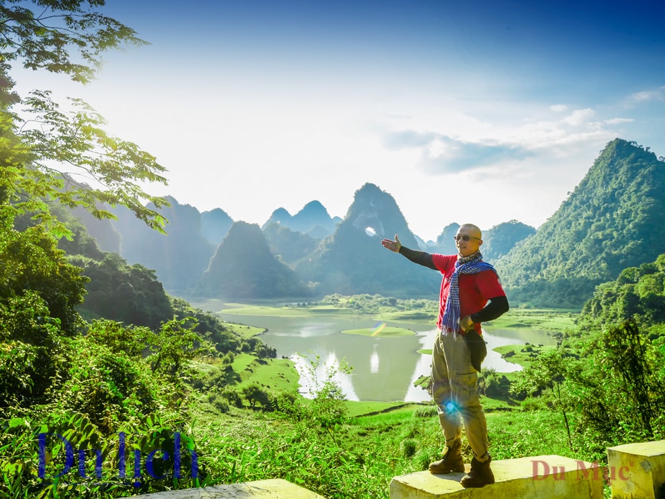 Khám phá hang động bên trong núi Mắt Thần Nà Ma - 1