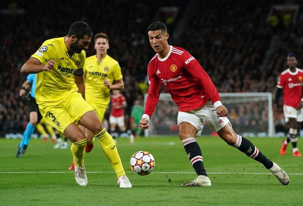 Man Utd may mắn thắng Villarreal: Solskjaer không thể trông chờ mãi vào Ronaldo - 2