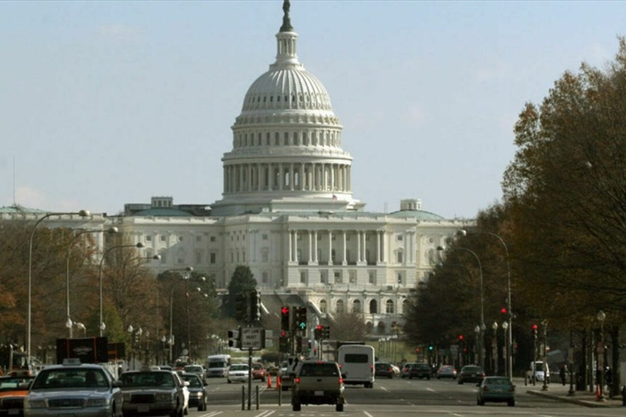 Thượng viện Hoa Kỳ đạt thỏa thuận tránh nguy cơ chính phủ phải đóng cửa vào phút chót