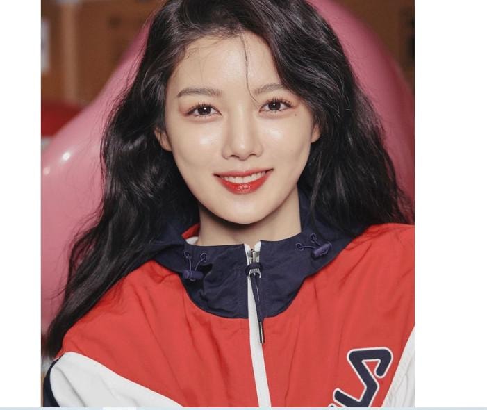 Mẹo makeup giúp làn da tươi tắn của em gái quốc dân Kim Yoo Jung-3