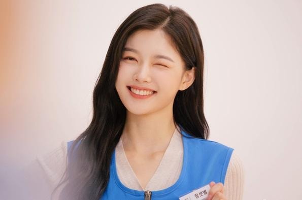 Mẹo makeup giúp làn da tươi tắn của em gái quốc dân Kim Yoo Jung-4