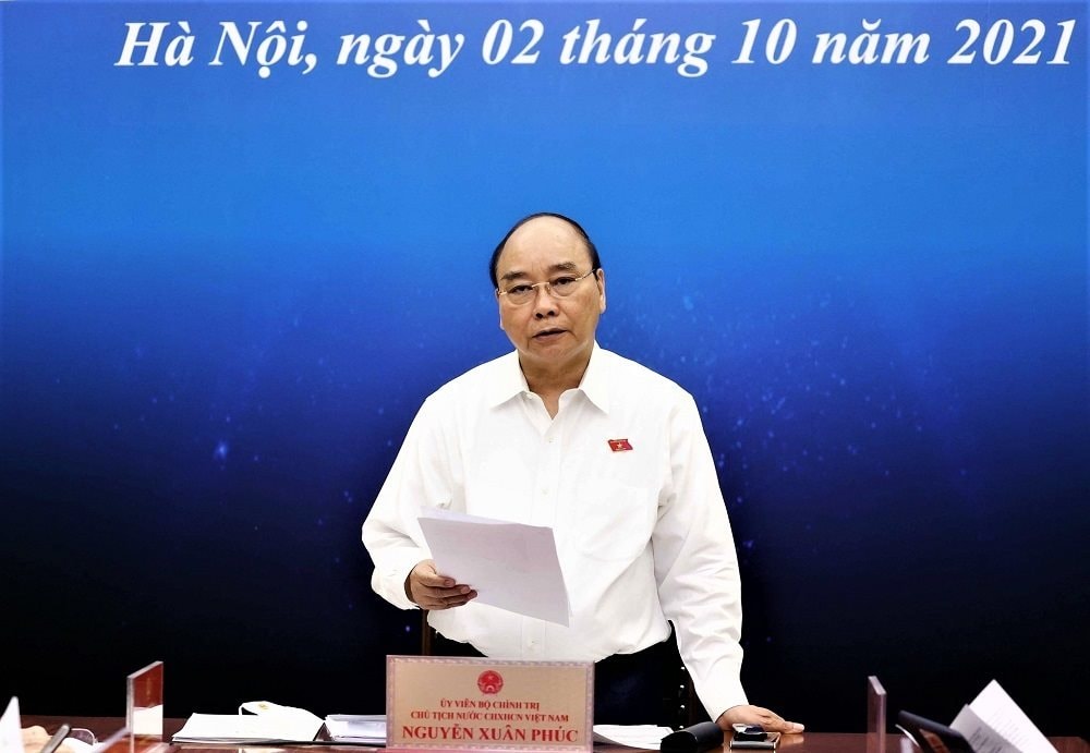 chu-tich-nuoc-nguyen-xuan-phuc-khong-gian-cach-dien-rong-dia-phuong-khong-duoc-cat-cu.jpg