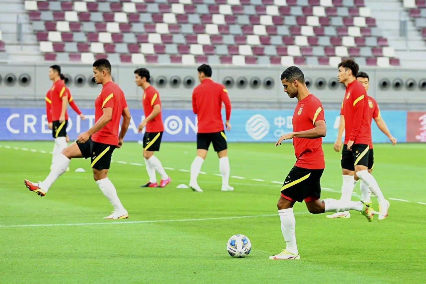 Đội Trung Quốc đổi sân tập vì tuyển Việt Nam - 1
