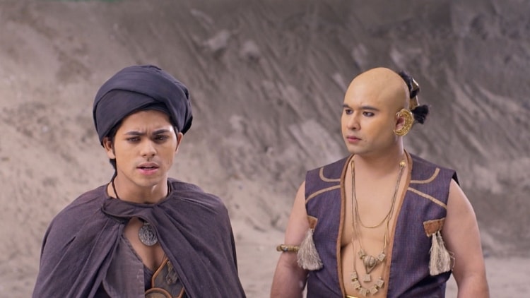 'Aladdin và cây đèn thần': Nhờ cứu thành Baghdad, Aladdin vào cung điện từng bước rửa oan cho cha