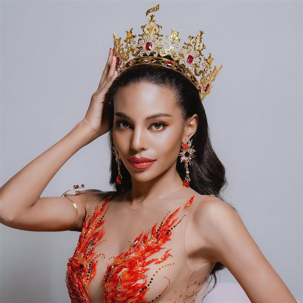 Tân Hoa hậu Hòa bình Thái Lan cực giống Lê Dương Bảo Lâm-1