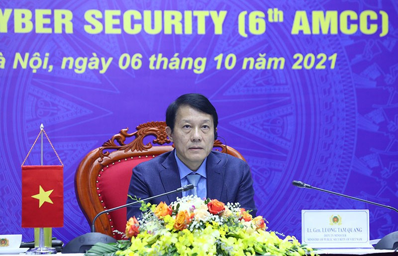 của Trung tướng Lương Tam Quang, Thứ trưởng Bộ Công an Việt Nam phát biểu tại Hội nghị. (Ảnh: Chu Văn)