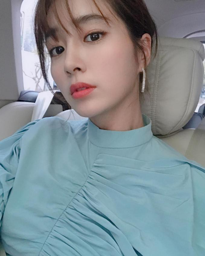 Tuyệt chiêu duy trì làn da trắng sáng của Song Hye Kyo, Suzy-7
