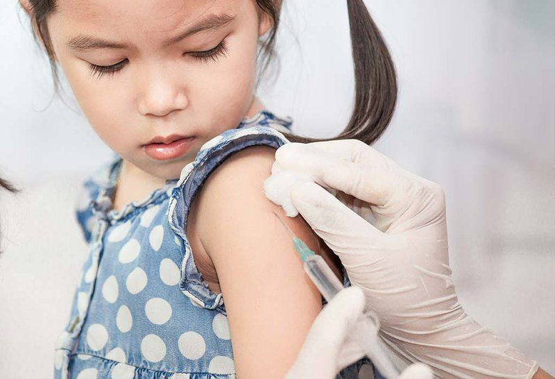 Vì sao cần tiêm nhắc lại vắc xin bạch hầu - ho gà - uốn ván ở trẻ? 