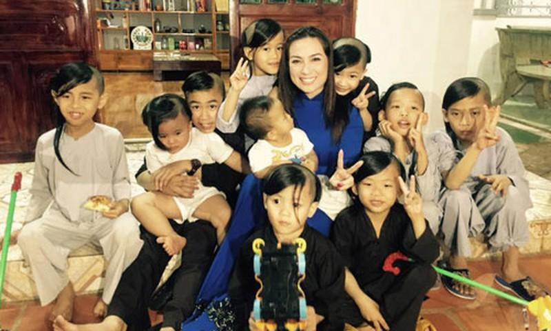 Hoàng Kiều nhận nuôi 23 con Phi Nhung, nữ đại gia nói kém duyên?-1