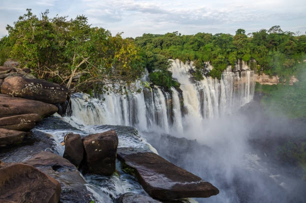 Choáng ngợp trước những thác nước hùng vĩ nhất châu Phi - 7