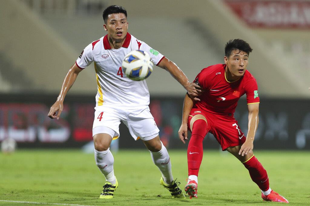Trực tiếp bóng đá Oman vs Việt Nam vòng loại World Cup 2022 - 1