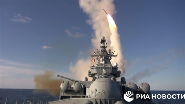 Cận cảnh S-300 Nga diệt thành công loạt mục tiêu trên biển