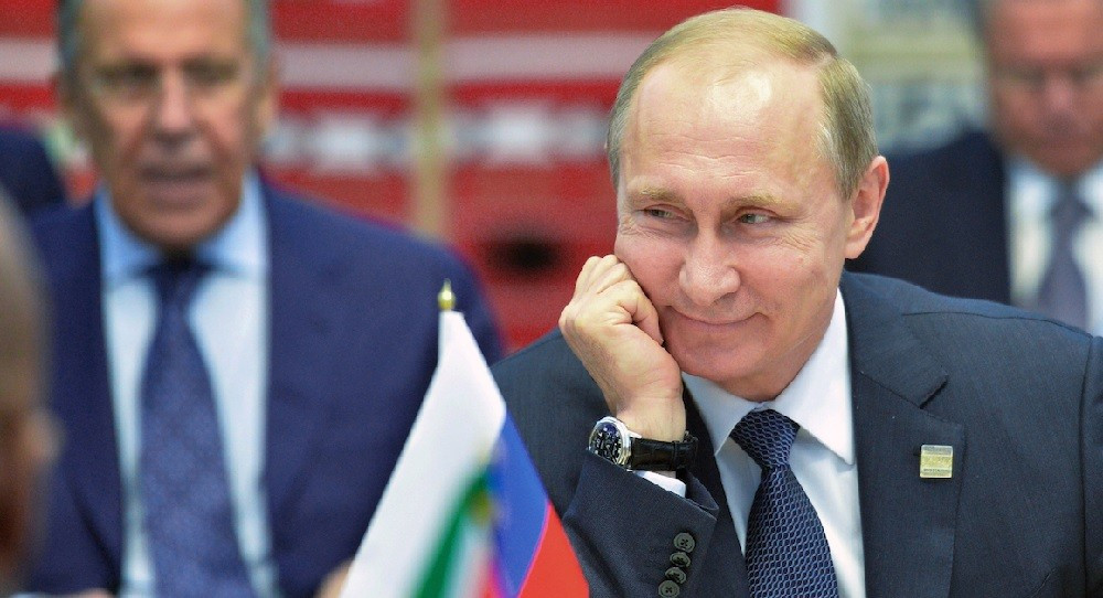AUKUS: Tổng thống Nga nói 'kết bạn là tốt nhưng...', Trung Quốc nói gì?