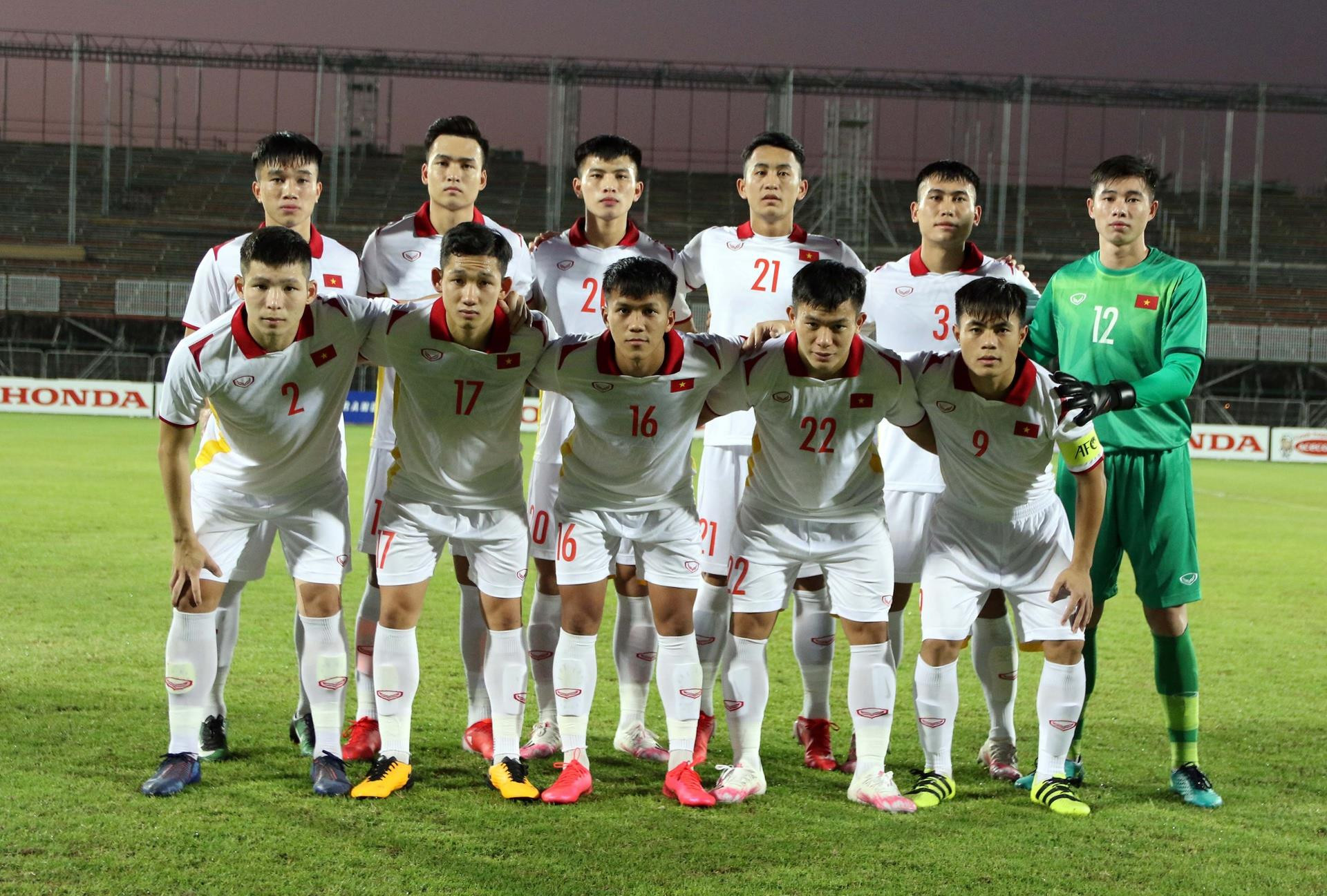 Đè bẹp U23 Kyrgyzstan, U23 Việt Nam bất bại trước vòng loại U23 châu Á - 1