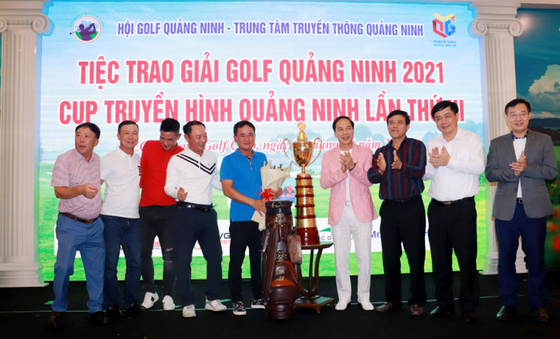 Giải golf Quảng Ninh 2021 khép lại hôm 17/10 (Ảnh: Báo Quảng Ninh)