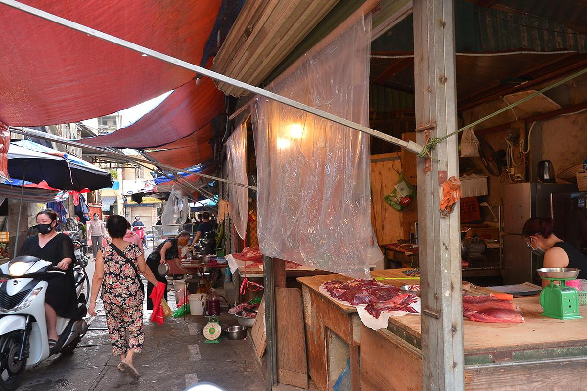 Hà Nội: 100% hộ kinh doanh chợ quận Tây Hồ cam kết bảo đảm an toàn thực phẩm - 1