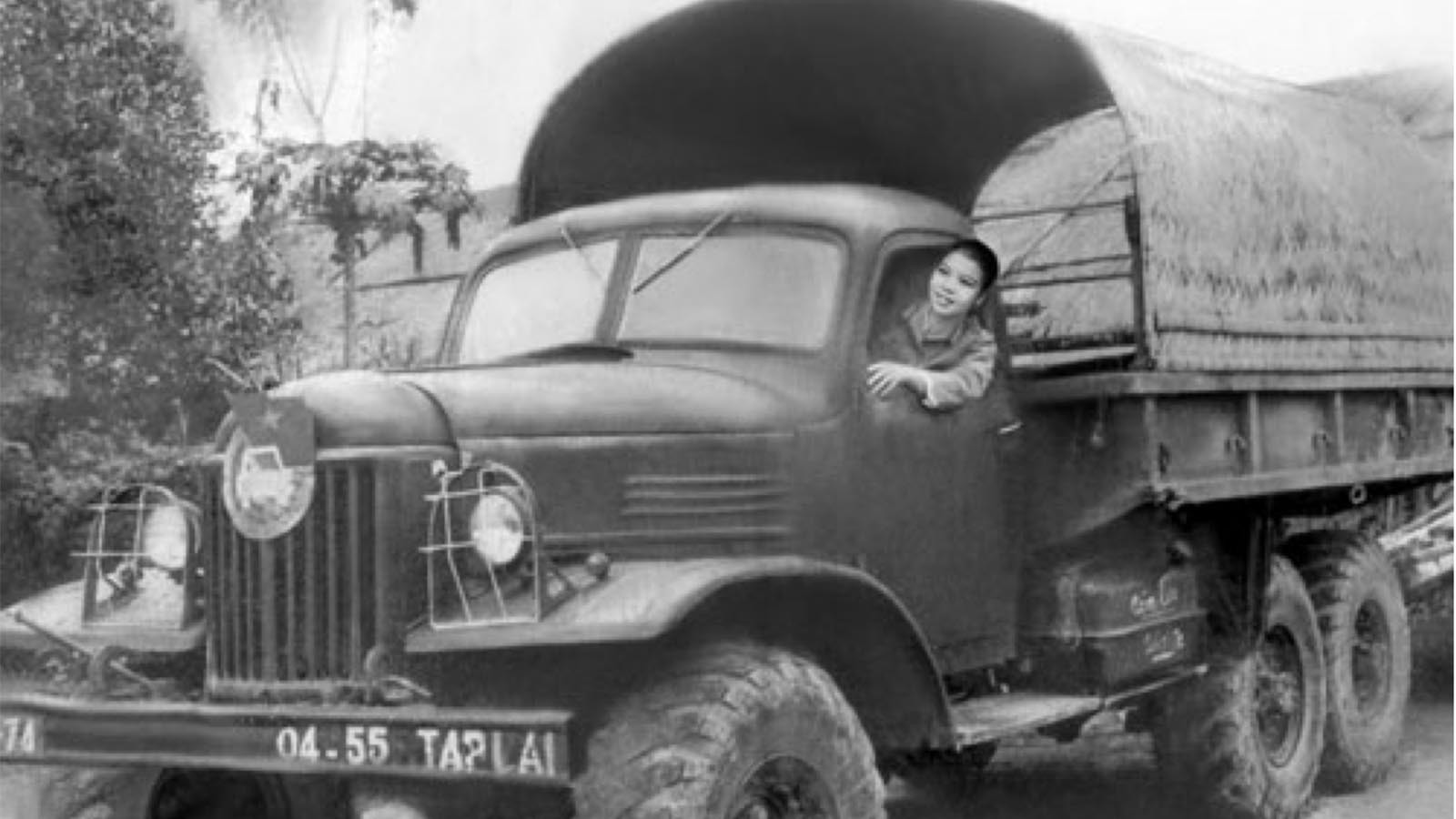 Những chiếc xe vận tải mà các cô gái Trường Sơn khi đó lái chủ yếu là Zin157, 131, Gaz 51, Gaz 69