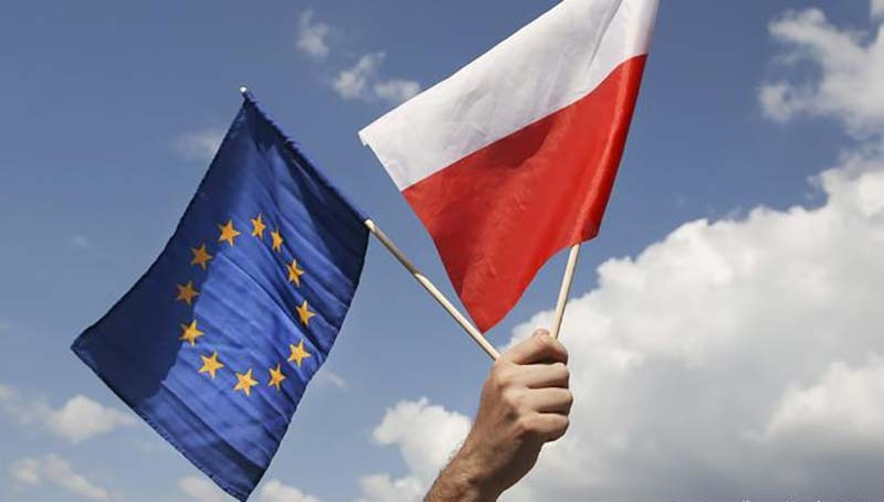 Sau phán quyết của Toà án hiến pháp Ba Lan, quan hệ EU-Ba Lan lâm vào một cuộc khủng hoảng. (Nguồn: DW)