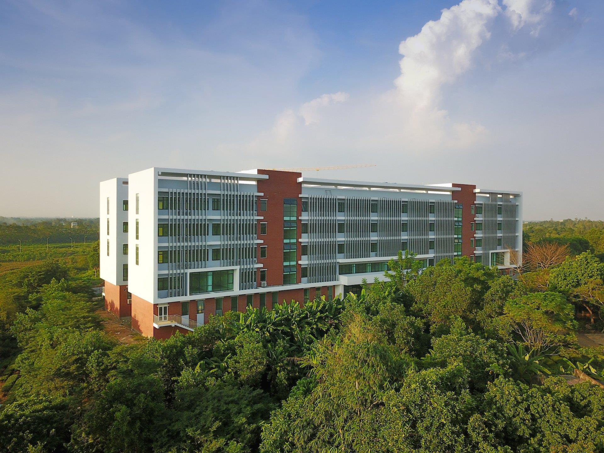 Từ 2022, sinh viên Đại học Quốc gia Hà Nội sẽ học tại cơ sở Láng Hoà Lạc - 1