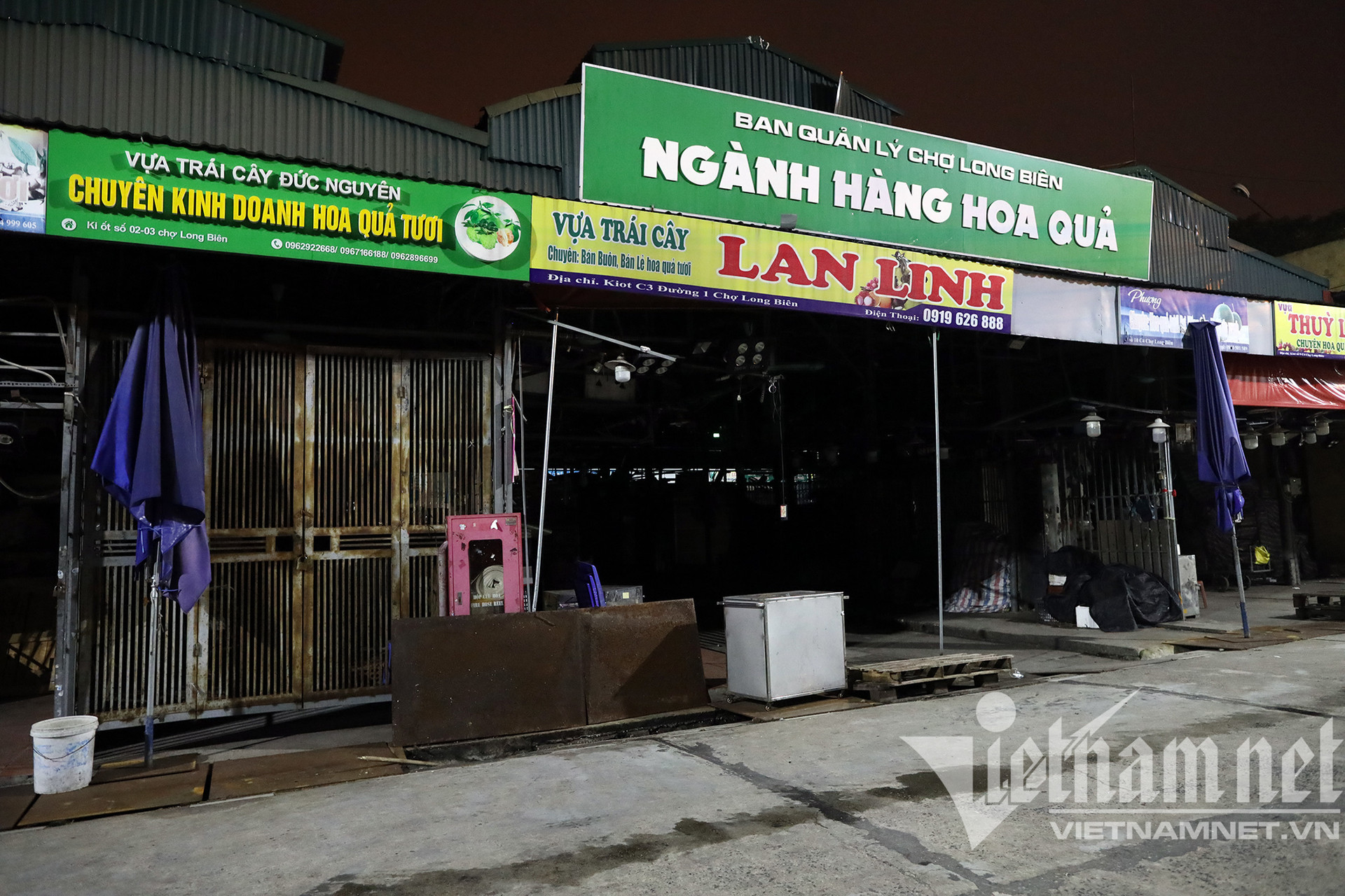 Chợ đầu mối nổi tiếng nhất Hà Nội mở lại sau hai tháng đóng cửa
