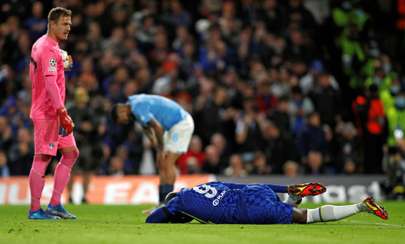 Lukaku chấn thương che mờ chiến thắng của Chelsea