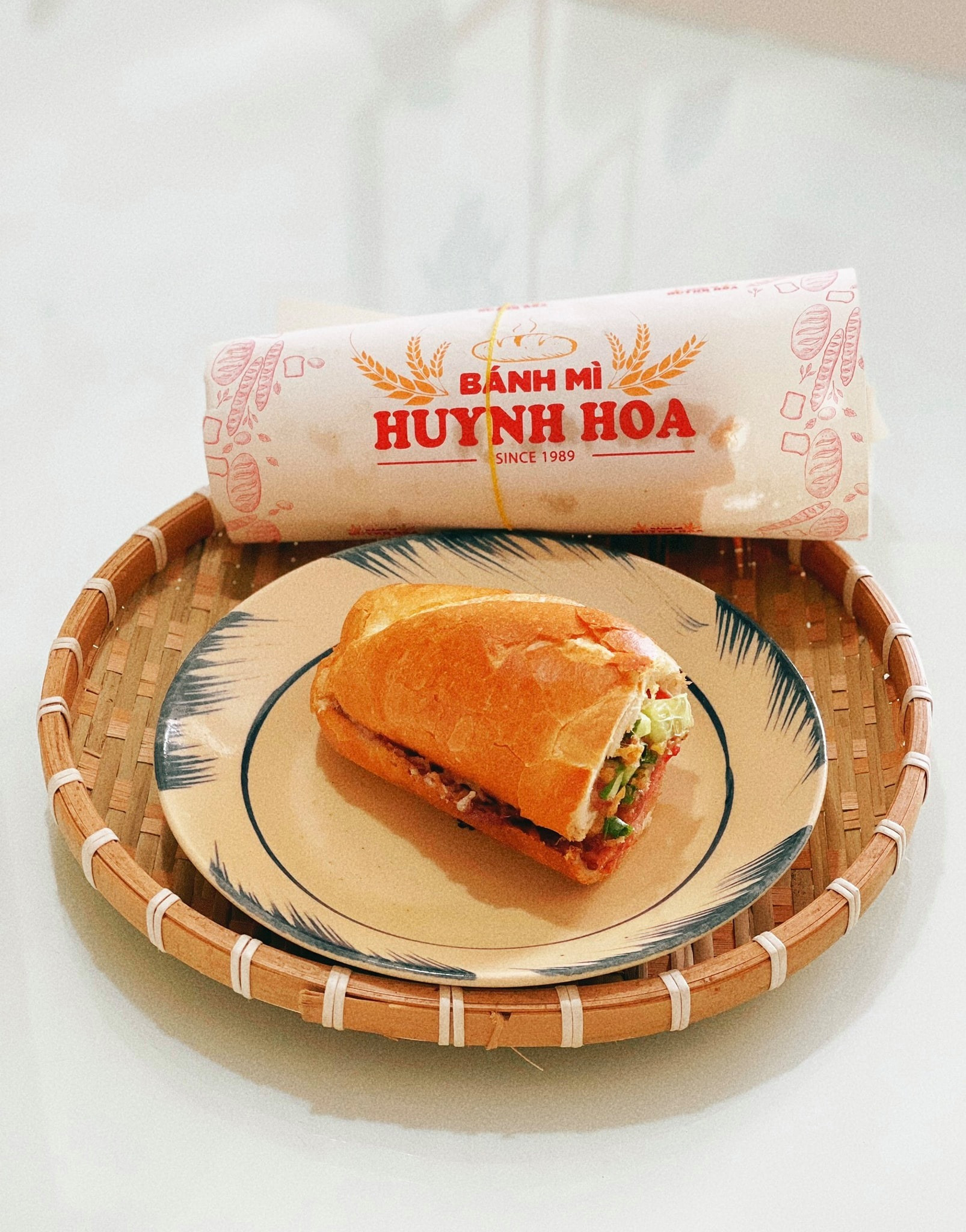 Bánh mì nổi tiếng Sài Gòn ship máy bay ra Hà Nội, giá 100 ngàn/ ổ thực khách vẫn mê - 3