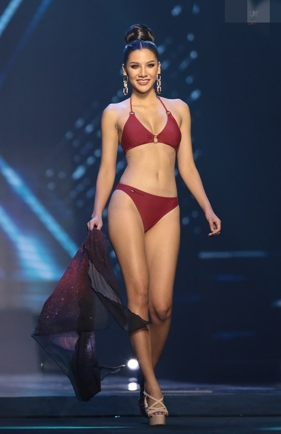Thí sinh Hoa hậu Hoàn vũ Thái Lan 2021 rực lửa trình diễn bikini