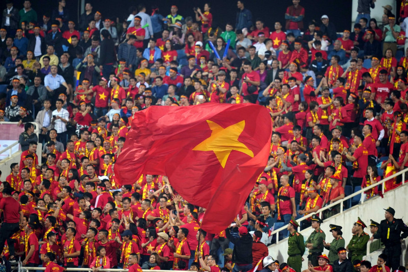 Tuyển Việt Nam sẽ được tiếp sức từ khán đài ở hai trận đấu vào tháng 11 tới (Ảnh: Thanh Niên)