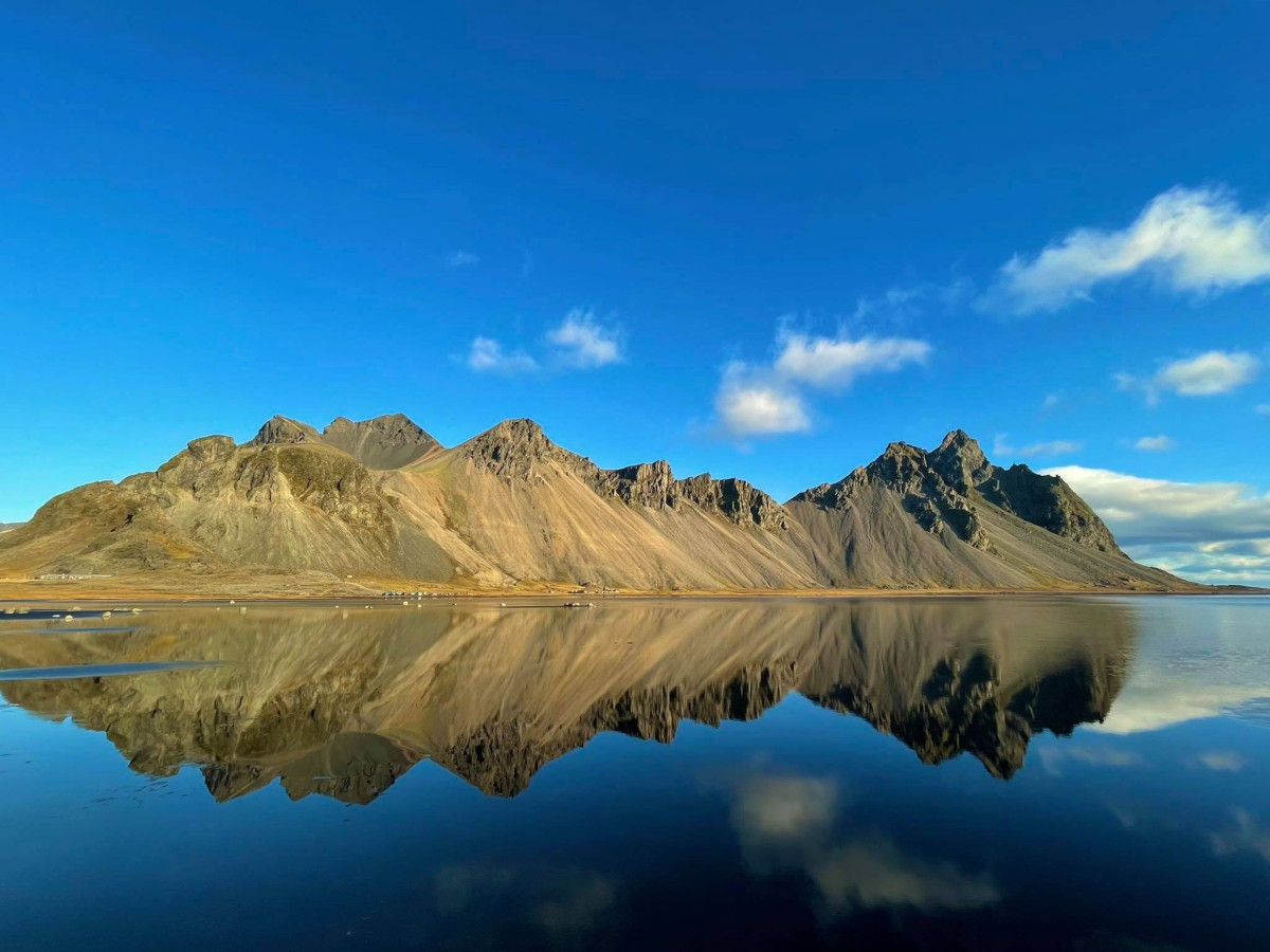 Vẻ đẹp 'hành tinh lạ' ở Iceland - 1
