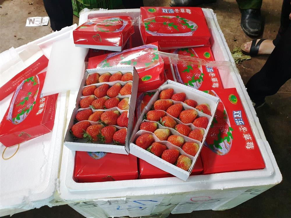 Tỉnh táo tránh mua nhầm 7 loại trái Trung Quốc tràn ngập chợ Việt Nam-3
