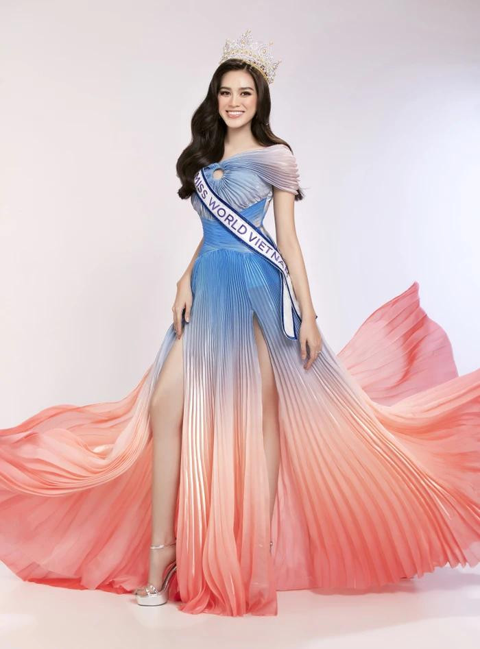 Đỗ Thị Hà bị góp ý thay đổi 1 điểm kém duyên trong bộ ảnh gửi đi thi Miss World 2021-7
