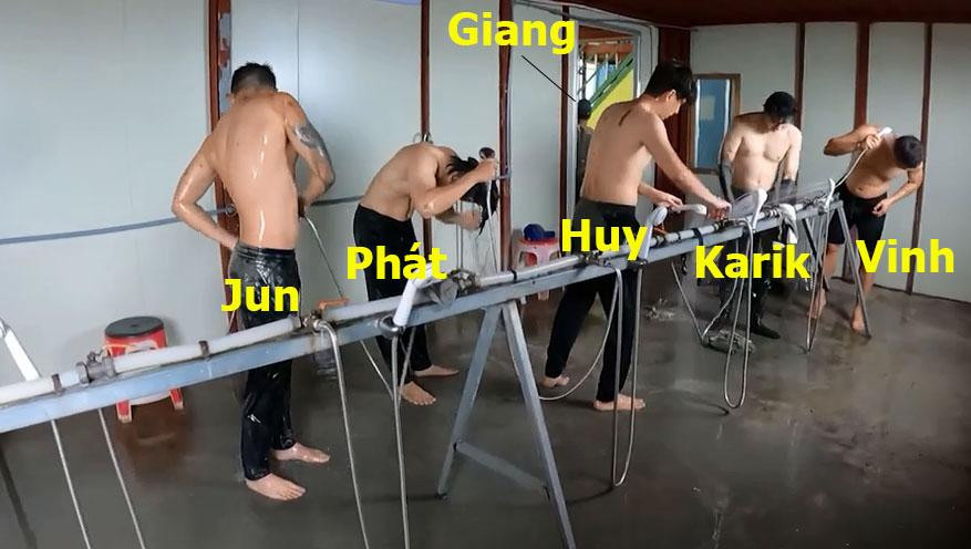 Fan hú hét vì cảnh dàn cast nam Running Man Việt đi tắm khoe body cực mlem-2
